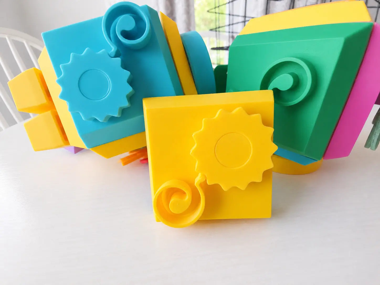 The Tween Space Modular Fidget Cube — Swappable Sensory Toy | 4 Inch